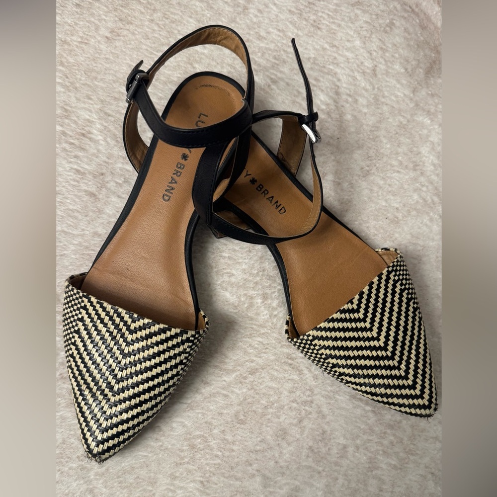 Lucky Brand -- Black/Tan Woven Women's Flats Size 8.5